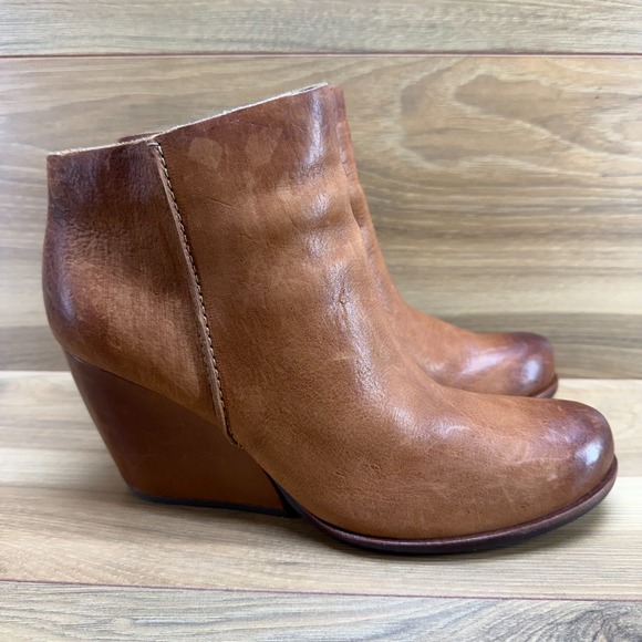 Kork-Ease Shoes - KORK EASE Wedge Chandra Booties Womens 8.5 M Cognac Leather Zip